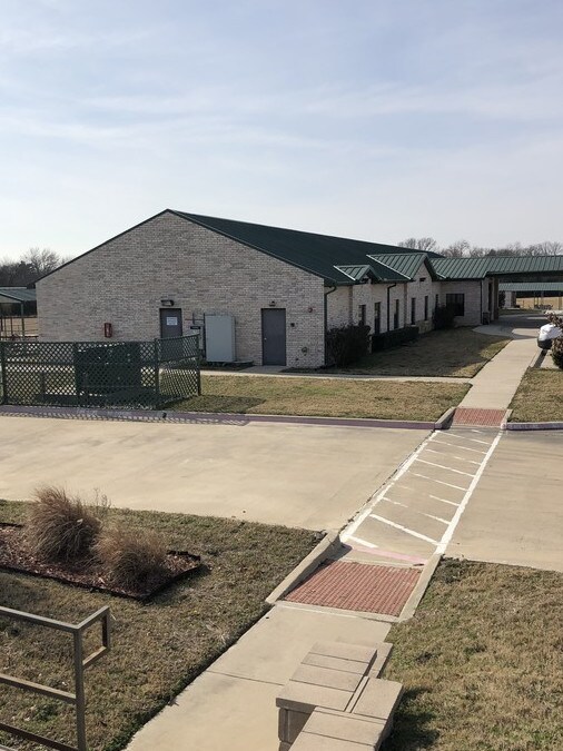 2401 N Houston School Rd, Lancaster, TX 75134