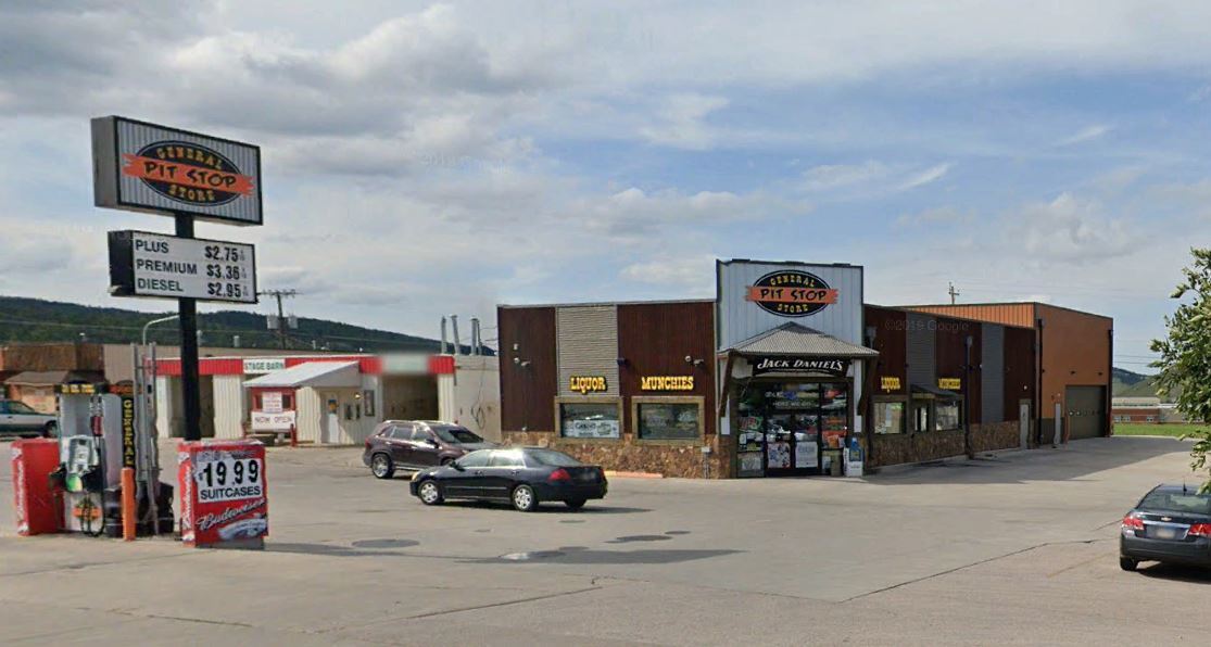 8034 Stagestop Rd, Summerset, SD for sale Primary Photo- Image 1 of 1