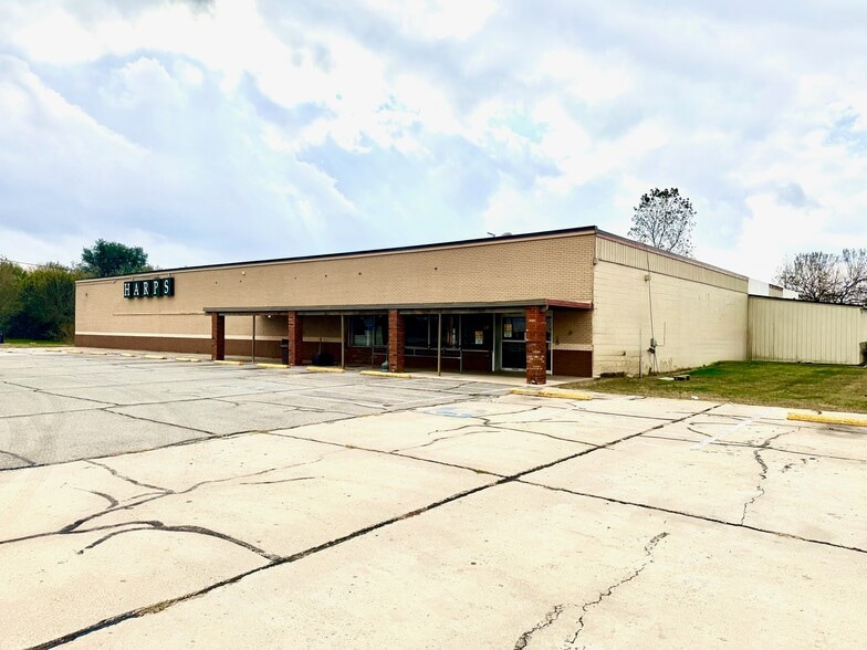 881 S Walnut St, Bernie, MO for sale - Building Photo - Image 2 of 18