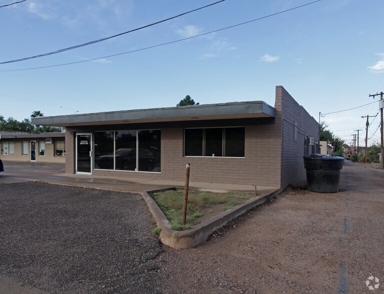 711 N Park Ave, Casa Grande, AZ for sale - Image 1 of 6