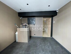 Retail in Meaux for lease Interior Photo- Image 2 of 5