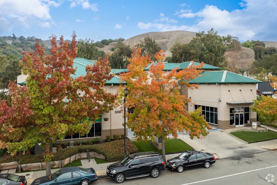 3330 Mt Diablo Blvd, Lafayette, CA for sale - Primary Photo - Image 1 of 1