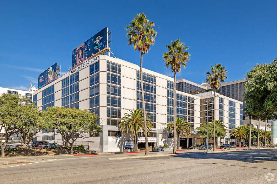 5757 W Century Blvd, Los Angeles, CA for lease - Building Photo - Image 1 of 28