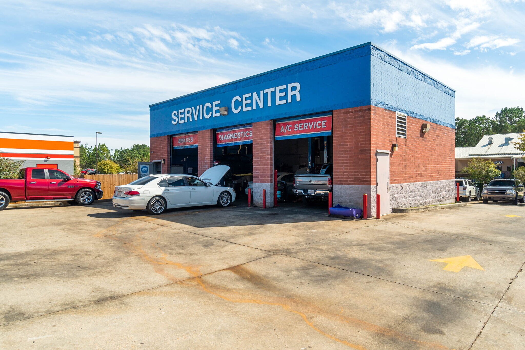 6118 U S Highway 98, Hattiesburg, MS 39402 Express Oil Change