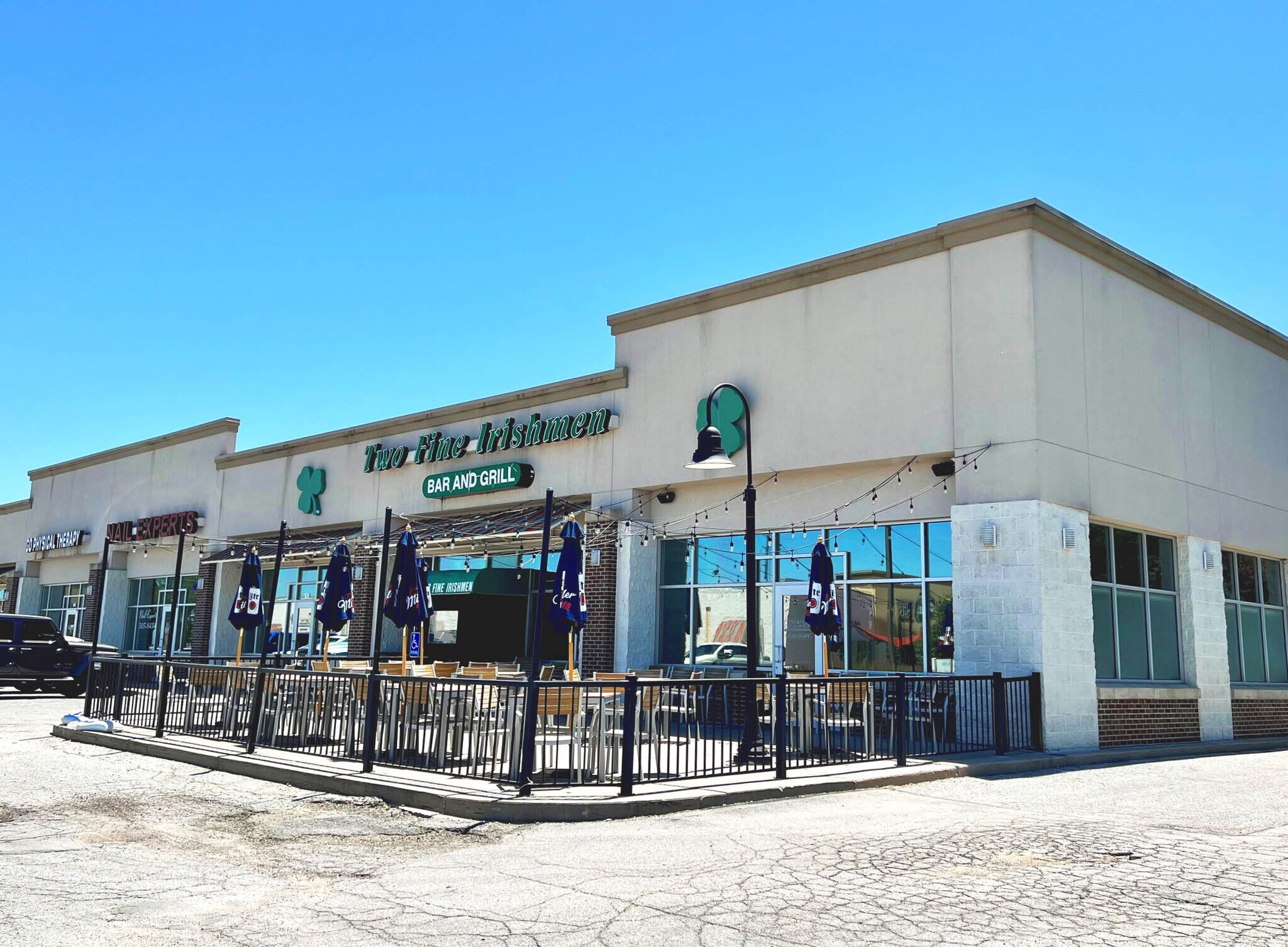 18101 R Plz, Omaha, NE for sale Building Photo- Image 1 of 1