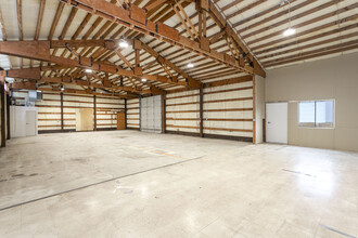 3790 Silverton Rd NE, Salem, OR for lease Building Photo- Image 1 of 10