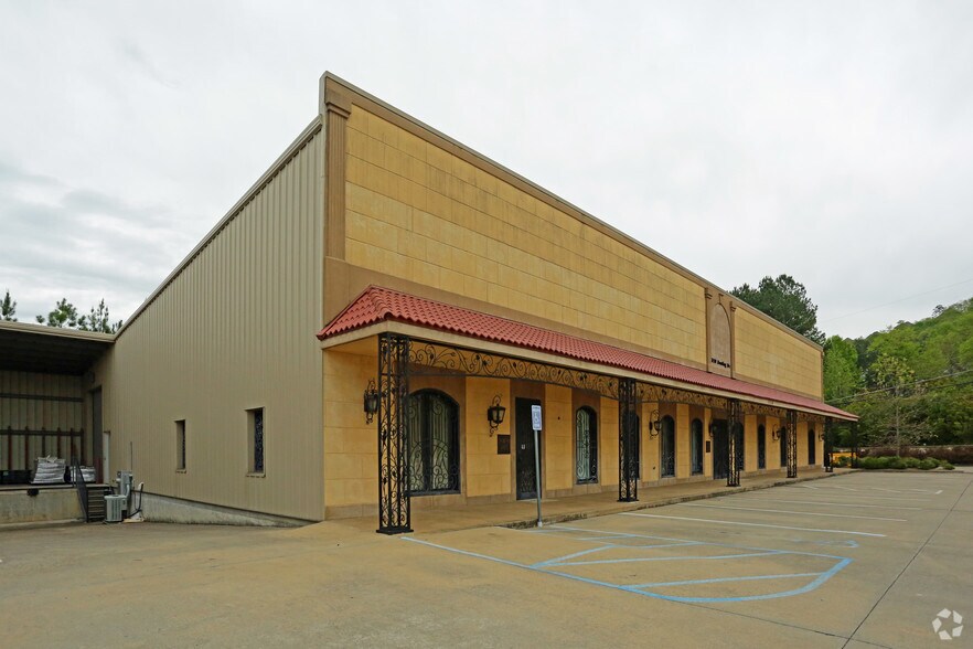 3150 Bowling Dr, Birmingham, AL 35242