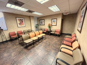 6705 Heritage Pkwy, Rockwall, TX for lease Interior Photo- Image 2 of 12