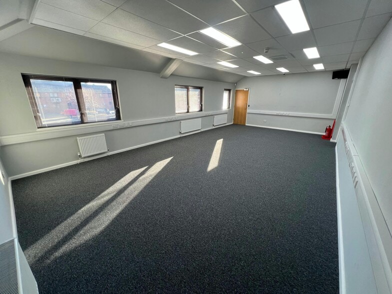 Northumberland Rd, Southsea for lease - Building Photo - Image 3 of 19