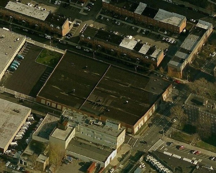 12-01 34th Ave, Long Island City, NY for sale - Building Photo - Image 1 of 1