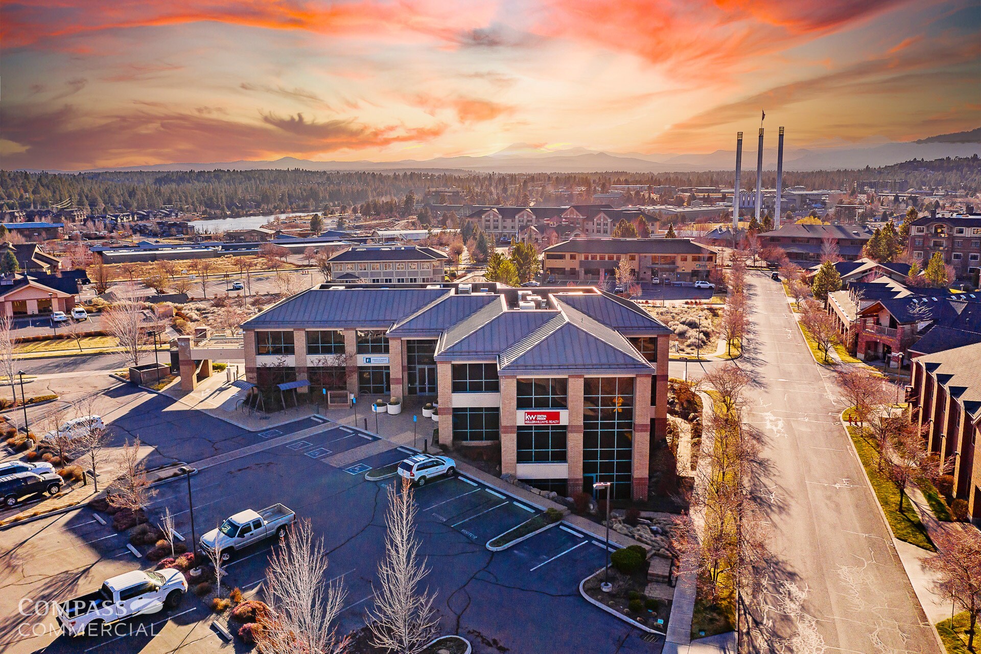 233 SW Wilson Ave, Bend, OR for sale Primary Photo- Image 1 of 1