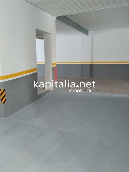 Retail in València, Valencia for sale - Building Photo - Image 3 of 9