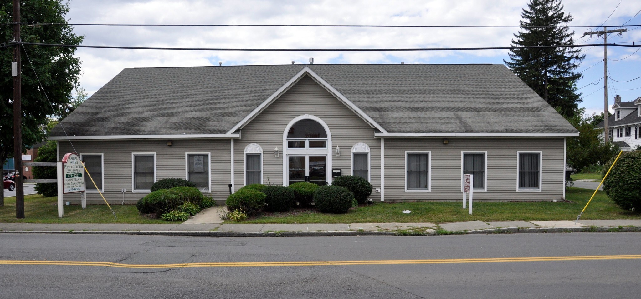 1 Conway Ct, Troy, NY for sale Primary Photo- Image 1 of 1