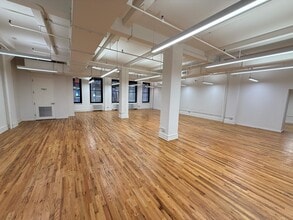 149 W 36th St, New York, NY for lease Interior Photo- Image 1 of 6