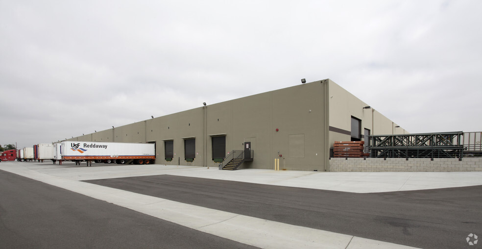 7300 Hazard Ave, Westminster, CA for lease - Building Photo - Image 2 of 4