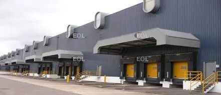 Industrial in Compans for lease - Building Photo - Image 3 of 4