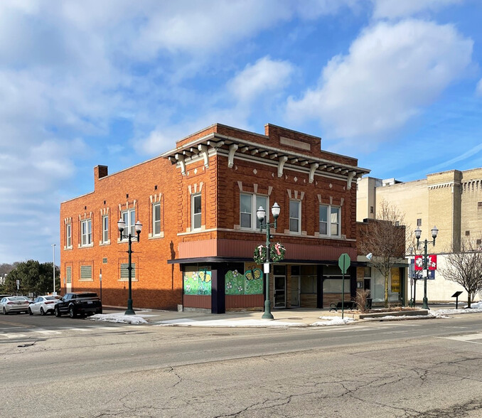 101-103 N Saginaw Rd, Pontiac, MI for sale - Building Photo - Image 1 of 1