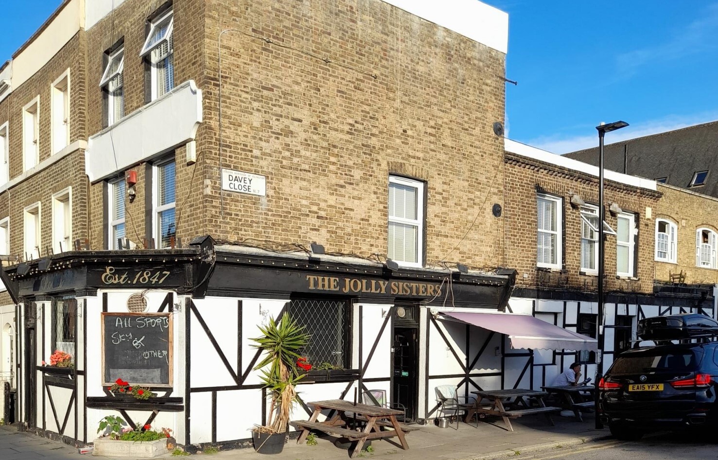 95 Bride St, London for sale Primary Photo- Image 1 of 1