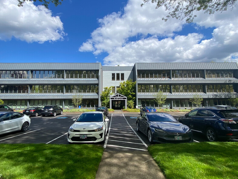 4800 SW Griffith Dr, Beaverton, OR for lease - Building Photo - Image 3 of 5