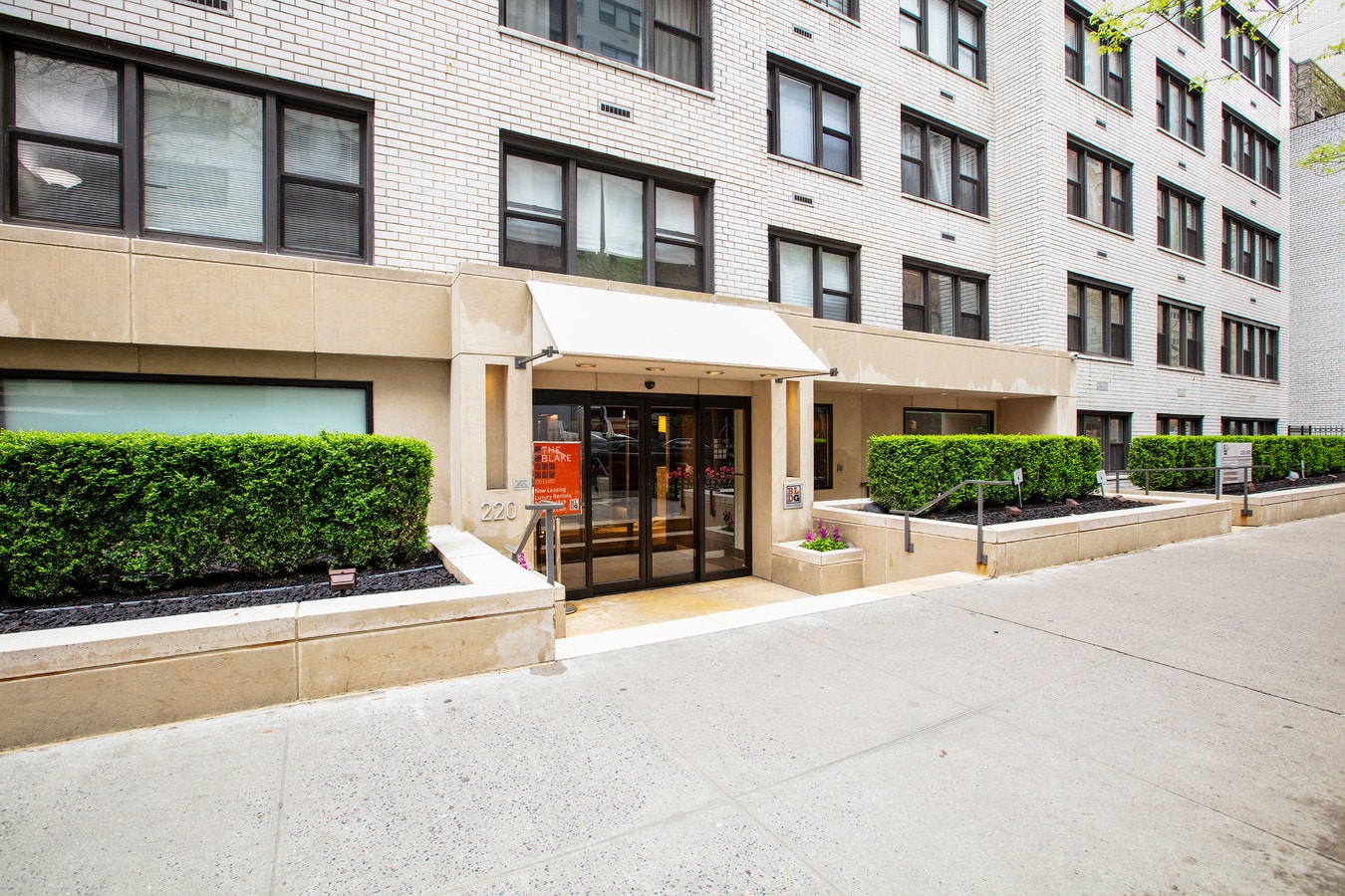 220-e-63rd-st-new-york-ny-10065-property-record-loopnet