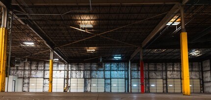 2000 Washington Blvd, Baltimore, MD for lease Building Photo- Image 2 of 3