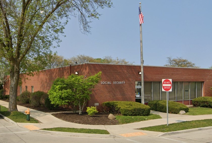 4020 Durand Ave, Racine, WI for sale - Building Photo - Image 1 of 4