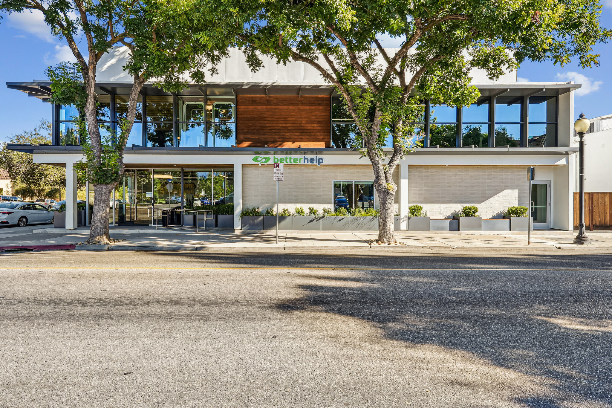 990 Villa St, Mountain View, CA for lease Building Photo- Image 1 of 16