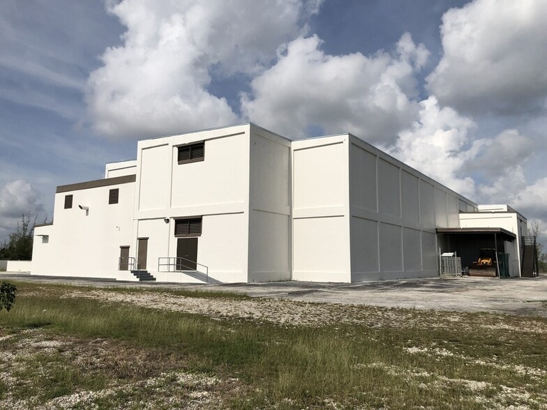 40800 Card Sound Rd, Homestead, FL for lease - Building Photo - Image 1 of 11