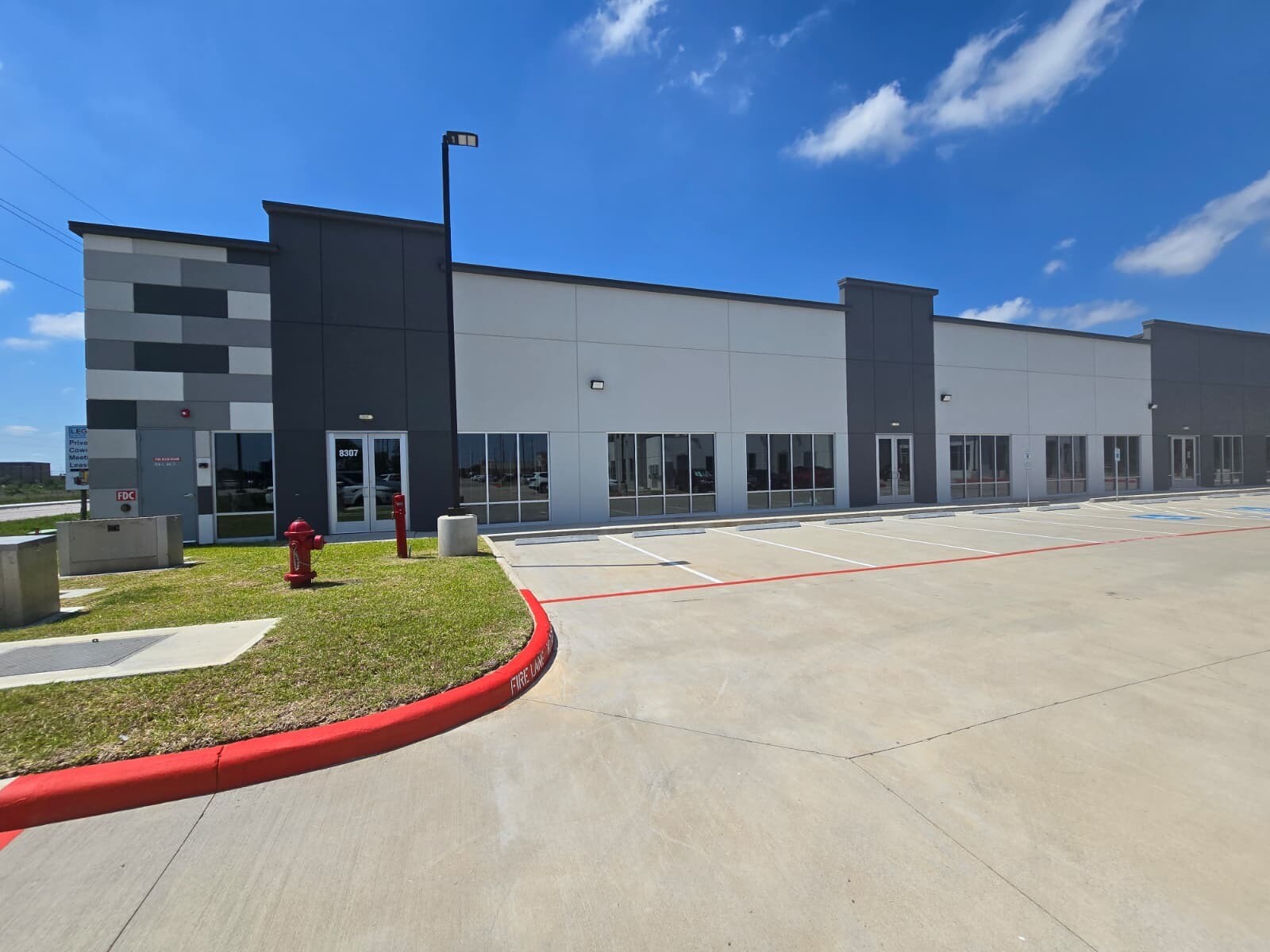 8307 FM 723 Rd, Richmond, TX for lease Building Photo- Image 1 of 3