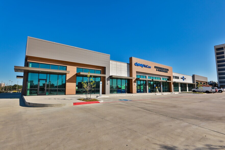 SEQ of I-610 & Beechnut St, Houston, TX for lease - Building Photo - Image 1 of 6