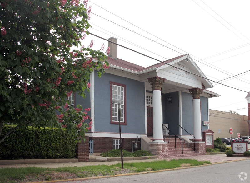 16 S Tompkins St, Shelbyville, IN for sale - Building Photo - Image 2 of 18