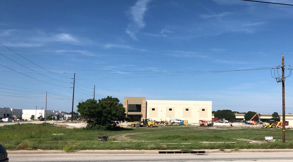 6050 S 129th East Ave, Tulsa, OK for sale - Building Photo - Image 3 of 4