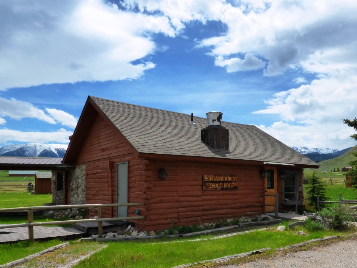 1383 Nye Rd, Fishtail, MT 59028