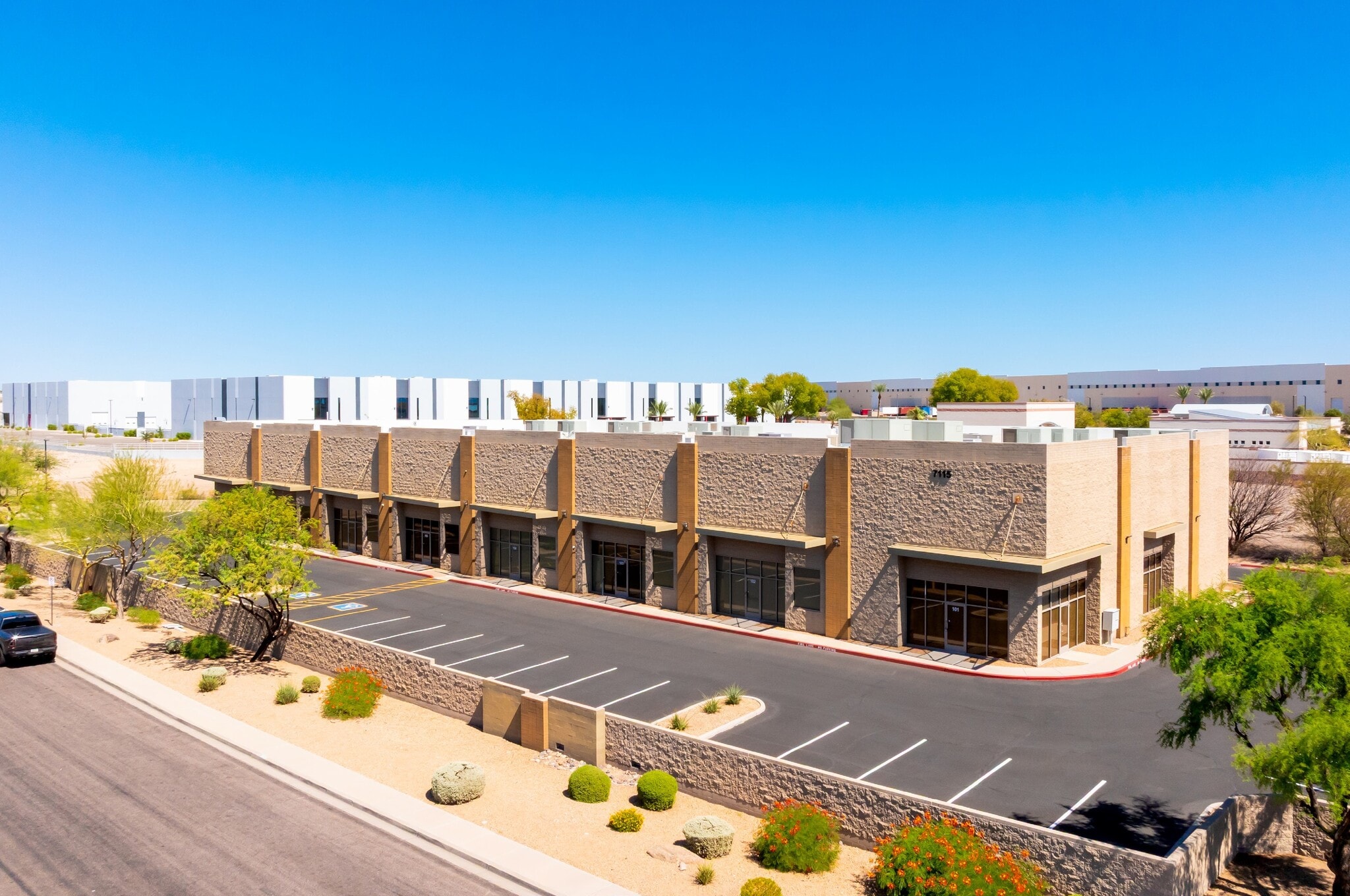 7115 N 110th Ave, Glendale, AZ for lease Building Photo- Image 1 of 7