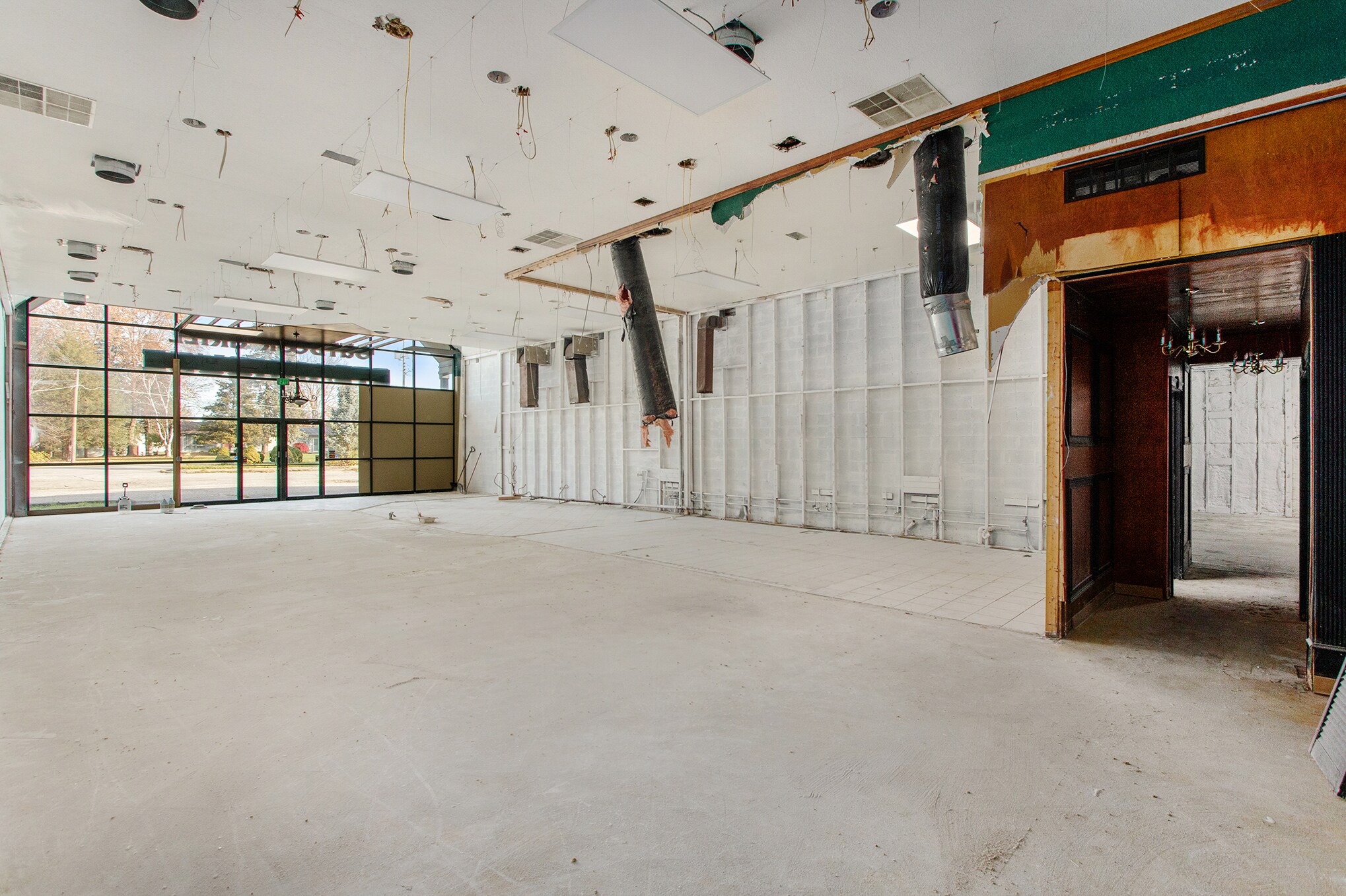 5030 Coldwater Rd, Flint, MI 48506 Genesee Twp 3 Unit 8100 Sq ft