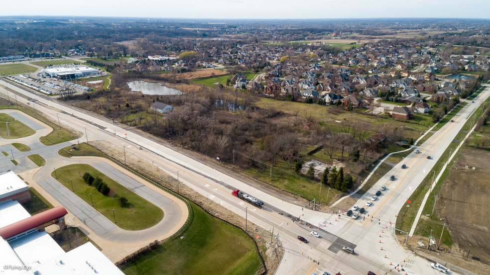 10830 W 159th St, Orland Park, IL for sale - Building Photo - Image 2 of 7