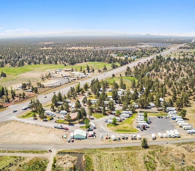 7777 S Highway 97, Redmond, OR for sale - Primary Photo - Image 1 of 1