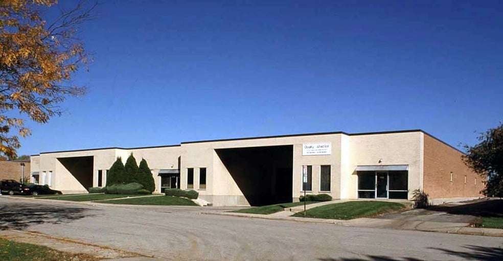 2451-2457 American Ln, Elk Grove Village, IL for lease - Building Photo - Image 3 of 6