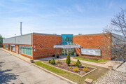 850 Tapscott Rd, Toronto ON - Life Science