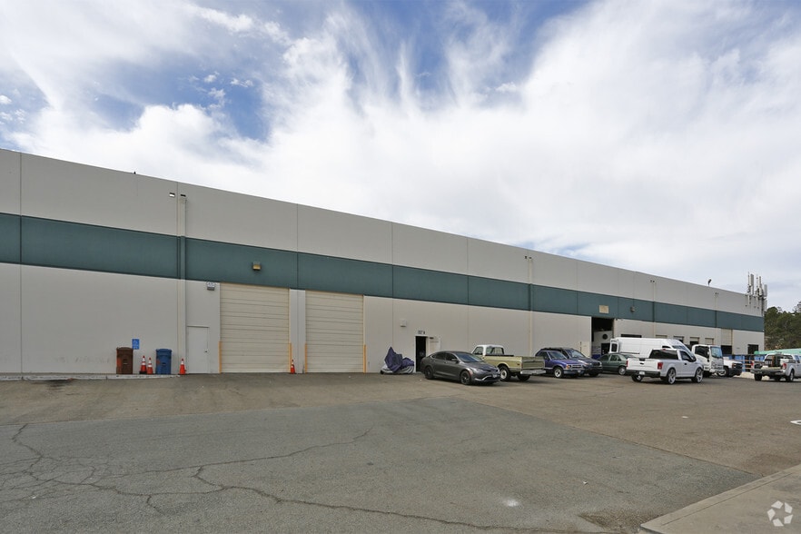 187-189 Arthur Rd, Martinez, CA for lease - Building Photo - Image 2 of 2