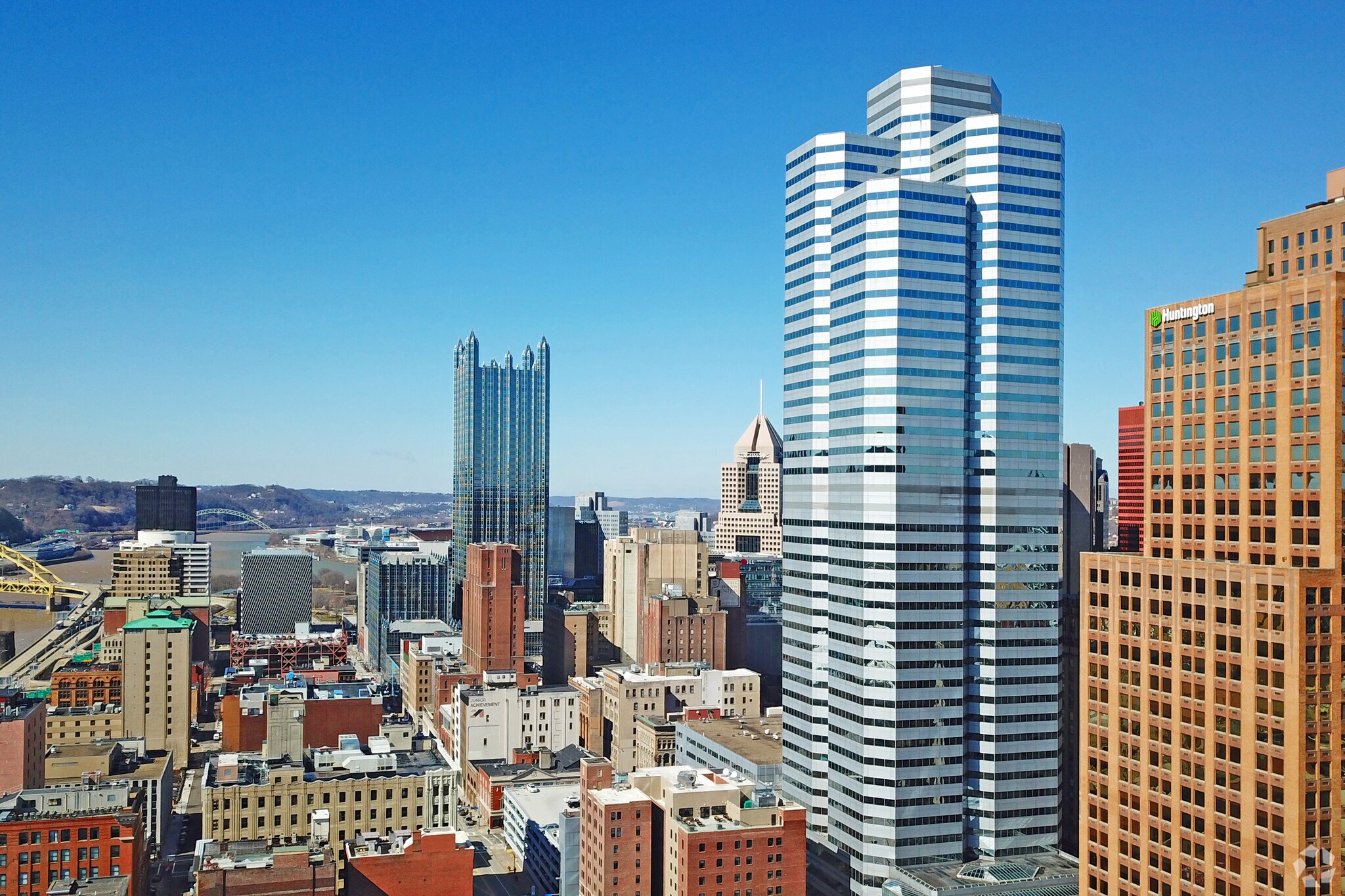 301 Grant St, Pittsburgh, PA 15219 SPACES One Oxford