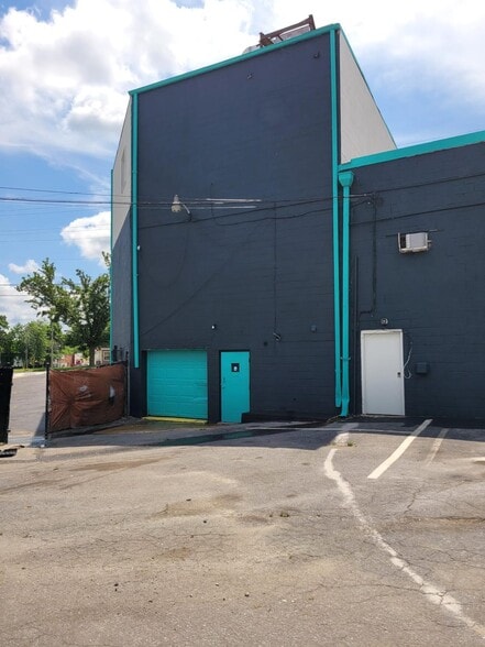 3910-3912 Rhode Island Ave, Brentwood, MD for sale - Building Photo - Image 2 of 5