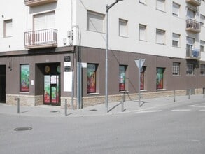 Retail in Sant Jaume d Enveja, Tarragona for lease Building Photo- Image 1 of 5