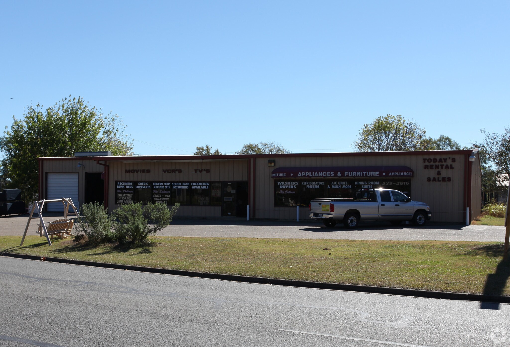 423 E Phillips St, Conroe, TX for sale Building Photo- Image 1 of 1