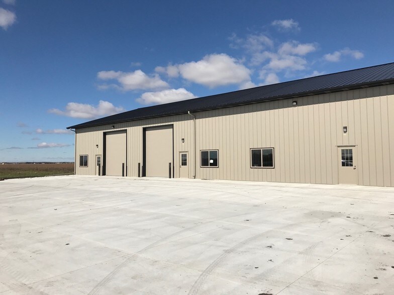 9600 42nd St S, Fargo, ND 58047