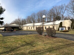 254-260 Branford Rd, North Branford, CT for lease Building Photo- Image 1 of 4