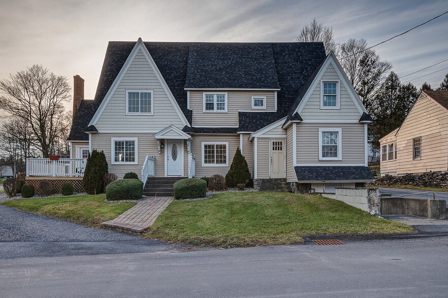 4902 W Genesee St, Camillus, NY, 13031 Medical Property For Sale