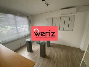 Industrial in Vitrolles for lease Interior Photo- Image 2 of 2