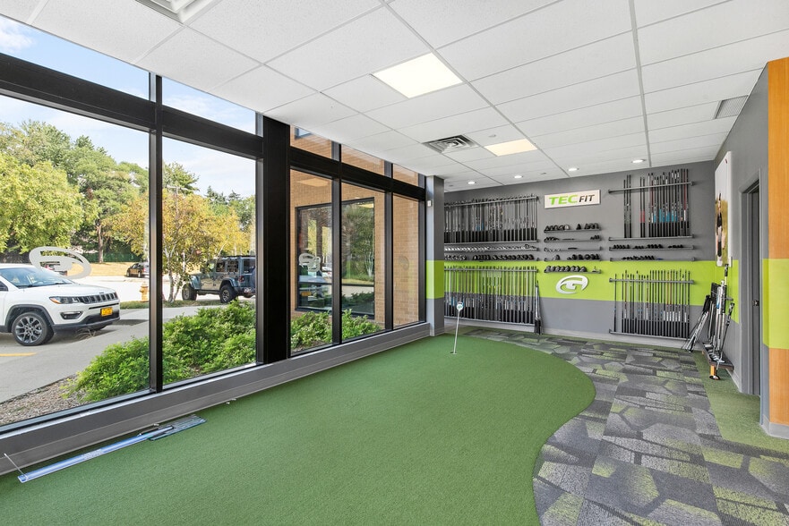 12951 University Ave, Clive, IA for lease - Interior Photo - Image 3 of 7