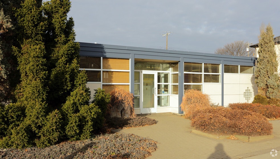 8808 92nd St NW, Edmonton, AB for sale - Building Photo - Image 2 of 7